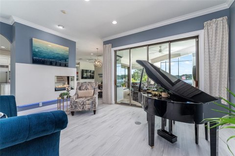 Villa ou maison à vendre à Fruitland Park, Floride: 5 chambres, 357.21 m2 № 1777143 - photo 10