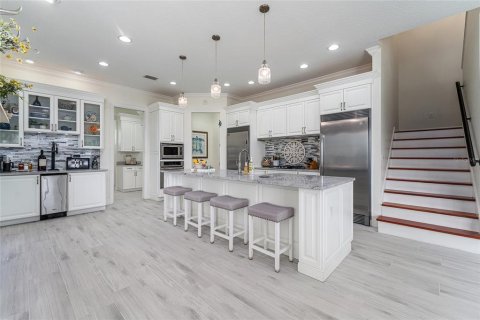 Casa en venta en Fruitland Park, Florida, 5 dormitorios, 357.21 m2 № 1777143 - foto 25