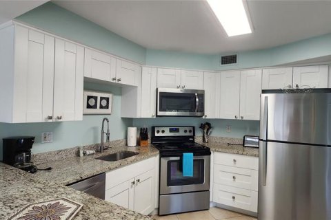 Copropriété à louer à Tierra Verde, Floride: 2 chambres, 77.11 m2 № 735131 - photo 8