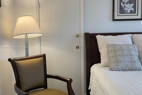 Снять в аренду кондоминиум в Санни-Айлс-Бич, Флорида 38.09м2, № 1957447 - фото 6