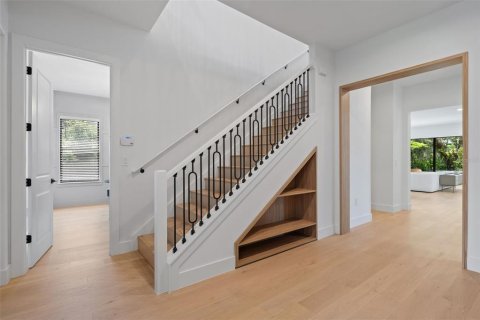 Купить виллу или дом в Уиндермир, Флорида 9 комнат, 342.34м2, № 1541420 - фото 26