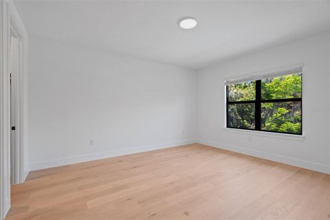 Купить виллу или дом в Уиндермир, Флорида 9 комнат, 342.34м2, № 1541420 - фото 30