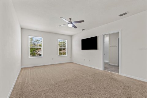 Villa ou maison à vendre à New Smyrna Beach, Floride: 5 chambres, 248.42 m2 № 2431939 - photo 30