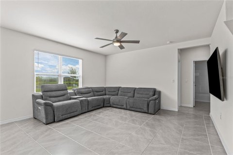 Villa ou maison à vendre à New Smyrna Beach, Floride: 5 chambres, 248.42 m2 № 2431939 - photo 19