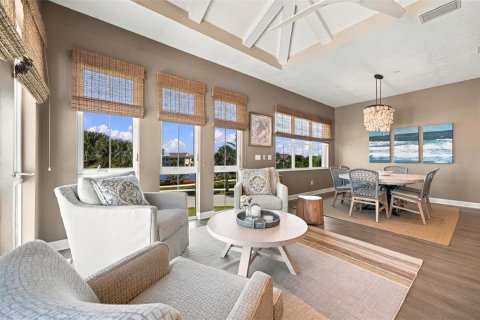 Condo in Bradenton, Florida, 2 bedrooms № 2421625 - photo 21