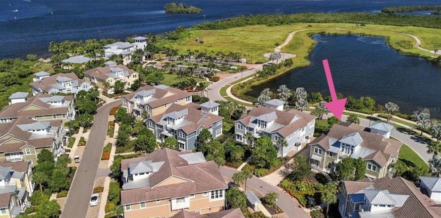 Condo in Bradenton, Florida, 2 bedrooms № 2421625
