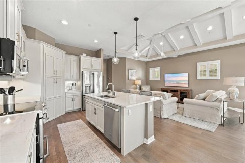 Condo in Bradenton, Florida, 2 bedrooms № 2421625 - photo 27