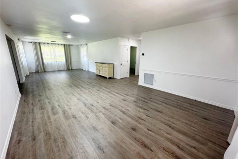 Casa en venta en Ocala, Florida, 3 dormitorios, 137.12 m2 № 1849897 - foto 4