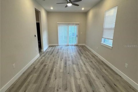Villa ou maison à vendre à Saint Petersburg, Floride: 7 chambres, 360.18 m2 № 2198784 - photo 4