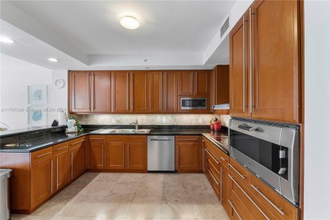 Купить кондоминиум в Авентура, Флорида 3 спальни, 303.23м2, № 1864073 - фото 11