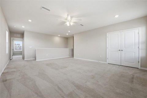 House in NORTH PARK ISLE in Plant City, Florida 4 bedrooms, 254.37 sq.m. № 2115108 - photo 29