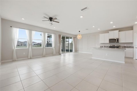 House in NORTH PARK ISLE in Plant City, Florida 4 bedrooms, 254.37 sq.m. № 2115108 - photo 22