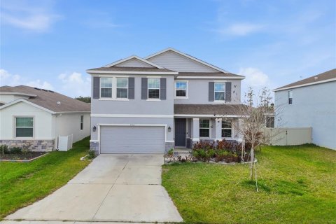 House in NORTH PARK ISLE in Plant City, Florida 4 bedrooms, 254.37 sq.m. № 2115108