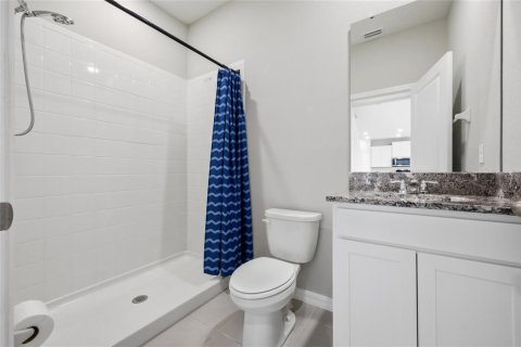 House in NORTH PARK ISLE in Plant City, Florida 4 bedrooms, 254.37 sq.m. № 2115108 - photo 25