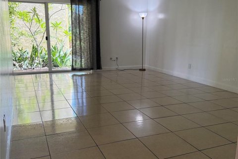 Condo in Tampa, Florida, 3 bedrooms  № 1837850 - photo 3