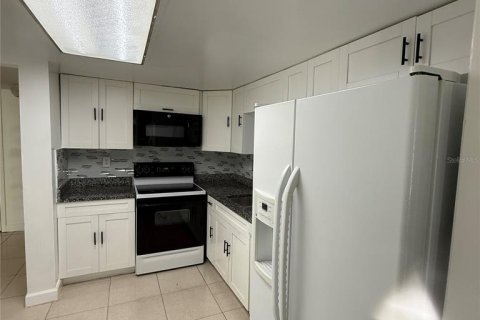 Condo in Tampa, Florida, 3 bedrooms  № 1837850 - photo 7