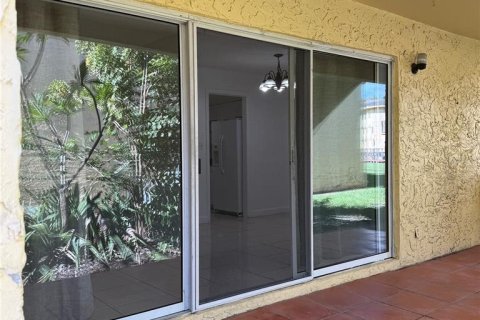 Condo in Tampa, Florida, 3 bedrooms  № 1837850 - photo 22