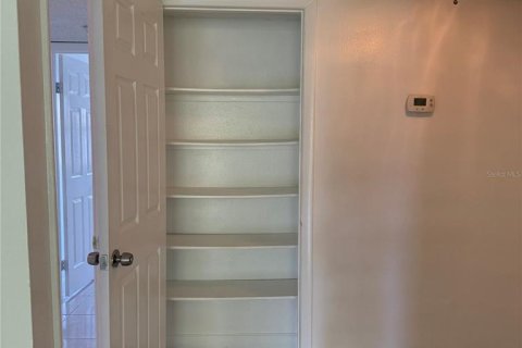 Condo in Tampa, Florida, 3 bedrooms  № 1837850 - photo 10