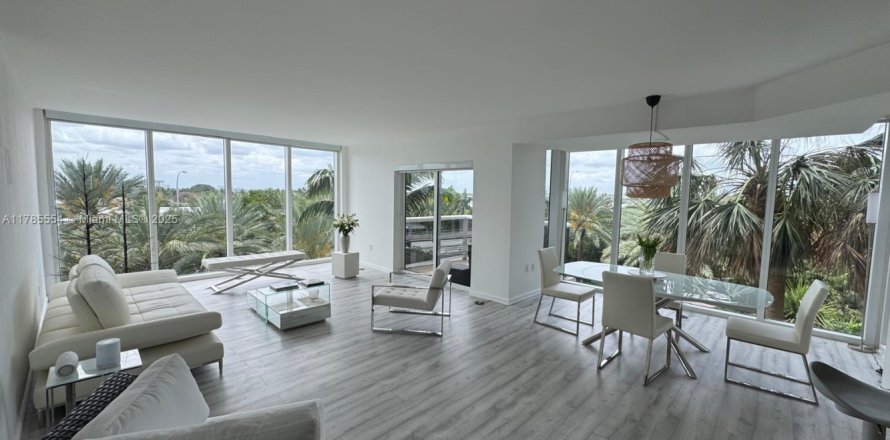 Condo in Bal Harbour, Florida, 2 bedrooms № 1862807
