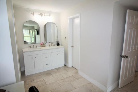 Condominio en alquiler en Orlando, Florida, 3 dormitorios, 123.93 m2 № 1751900 - foto 11