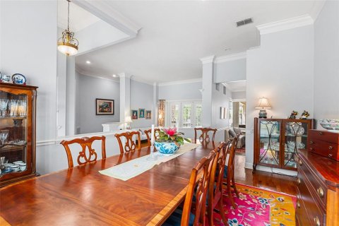 House in Lakeland, Florida 5 bedrooms, 298.96 sq.m. № 2296291 - photo 16