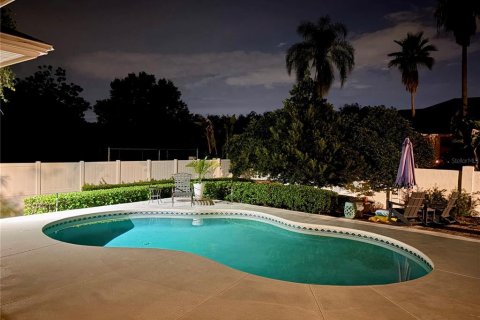 House in Lakeland, Florida 5 bedrooms, 298.96 sq.m. № 2296291 - photo 6
