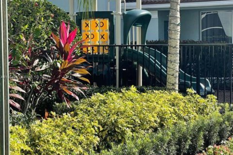 Купить таунхаус в Ривьера-Бич, Флорида 3 спальни, 122.45м2, № 1993118 - фото 18