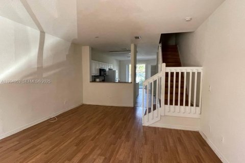 Купить таунхаус в Ривьера-Бич, Флорида 3 спальни, 122.45м2, № 1993118 - фото 3