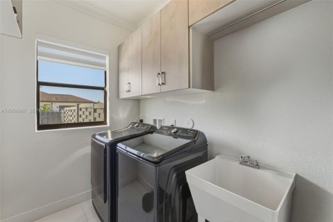 Villa ou maison à vendre à Homestead, Floride: 4 chambres, 241.45 m2 № 2010930 - photo 19