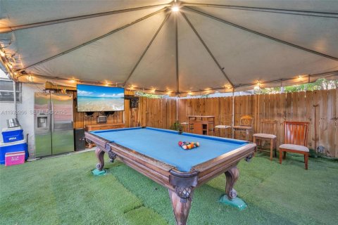 Купить виллу или дом в Норт-Майами, Флорида 2 спальни, 116.69м2, № 1991176 - фото 16