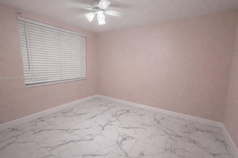 Купить виллу или дом в Флорида-Сити, Флорида 3 спальни, 119.1м2, № 2054005 - фото 5