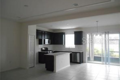 Townhouse in Apollo Beach, Florida 3 bedrooms, 158.12 sq.m. № 1902518 - photo 5