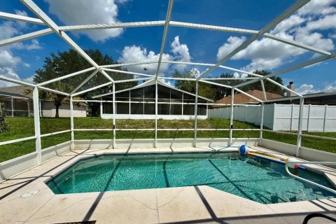 House in Davenport, Florida 3 bedrooms, 115.01 sq.m. № 1898734 - photo 2