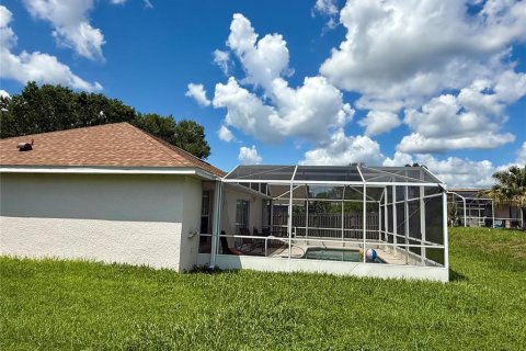 House in Davenport, Florida 3 bedrooms, 115.01 sq.m. № 1898734 - photo 11