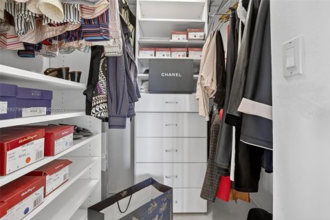 Condo in Aventura, Florida, 2 bedrooms  № 2061755 - photo 28