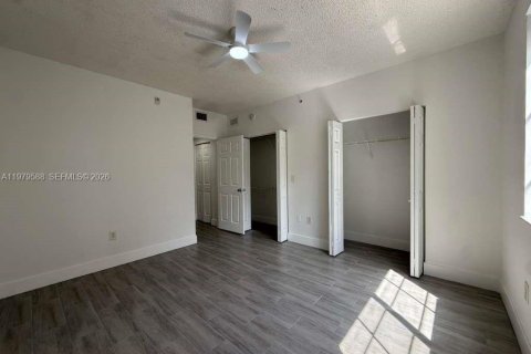 Снять в аренду кондоминиум в Мирамар, Флорида 1 спальня, 67.45м2, № 2046120 - фото 9