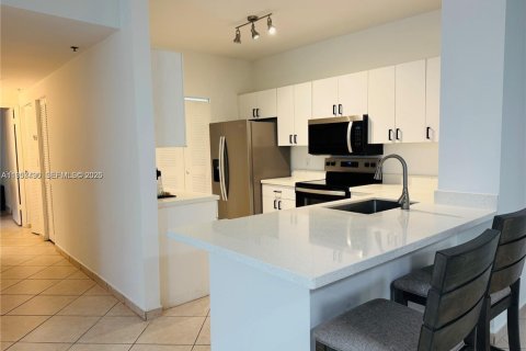 Copropriété à vendre à Aventura, Floride: 2 chambres, 102.19 m2 № 2011577 - photo 6