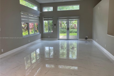House in Plantation, Florida 2 bedrooms, 134.89 sq.m. № 1923185 - photo 6