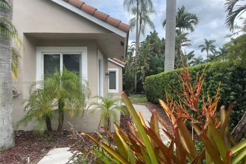 House in Plantation, Florida 2 bedrooms, 134.89 sq.m. № 1923185 - photo 4