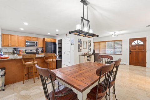 House in Winter Park, Florida 3 bedrooms, 180.14 sq.m. № 1724842 - photo 23