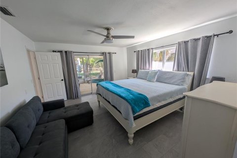 House in Crystal River, Florida 3 bedrooms, 152.17 sq.m. № 1584233 - photo 24
