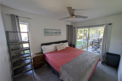 House in Crystal River, Florida 3 bedrooms, 152.17 sq.m. № 1584233 - photo 28