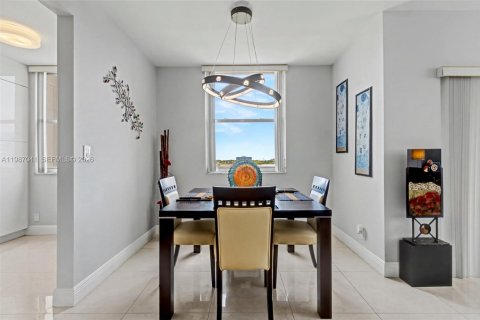 Copropriété à vendre à Hollywood, Floride: 2 chambres, 119.29 m2 № 2046539 - photo 14