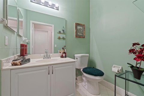 House in Pembroke Pines, Florida 3 bedrooms, 165.18 sq.m. № 1713830 - photo 13
