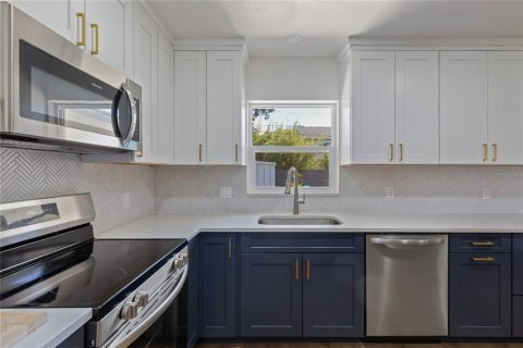 Villa ou maison à vendre à Clearwater, Floride: 3 chambres, 116.03 m2 № 2149851 - photo 3