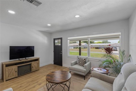Villa ou maison à vendre à Clearwater, Floride: 3 chambres, 116.03 m2 № 2149851 - photo 6