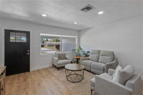Villa ou maison à vendre à Clearwater, Floride: 3 chambres, 116.03 m2 № 2149851 - photo 8
