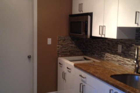 Copropriété à louer à Pompano Beach, Floride: 2 chambres, 111.48 m2 № 1216350 - photo 1