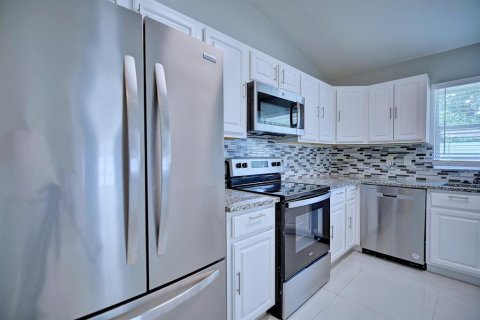 Casa en venta en Sebring, Florida, 3 dormitorios, 144.28 m2 № 1837398 - foto 8