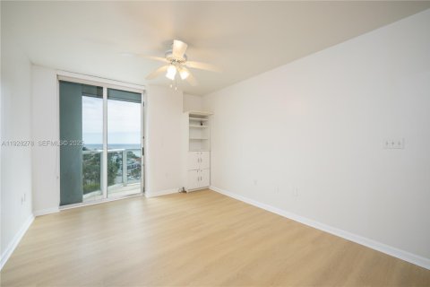 Condominio en venta en Miami Beach, Florida, 2 dormitorios, 90.12 m2 № 2034155 - foto 21